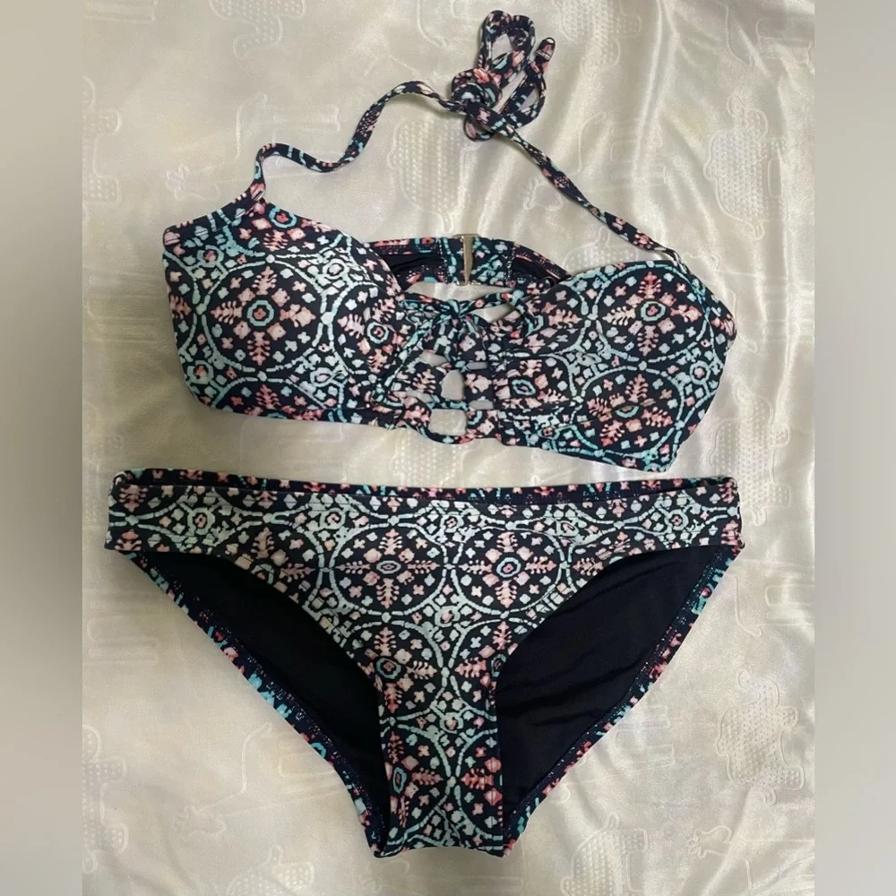 Michael Kors Women's Patterned Bikini EUC